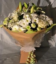 Snowy Sleigh Bouquet